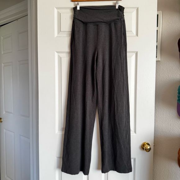 lululemon Take It Easy Pants - Picture 3 of 7